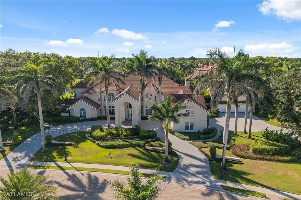 356 Colony Drive Naples FL 34108