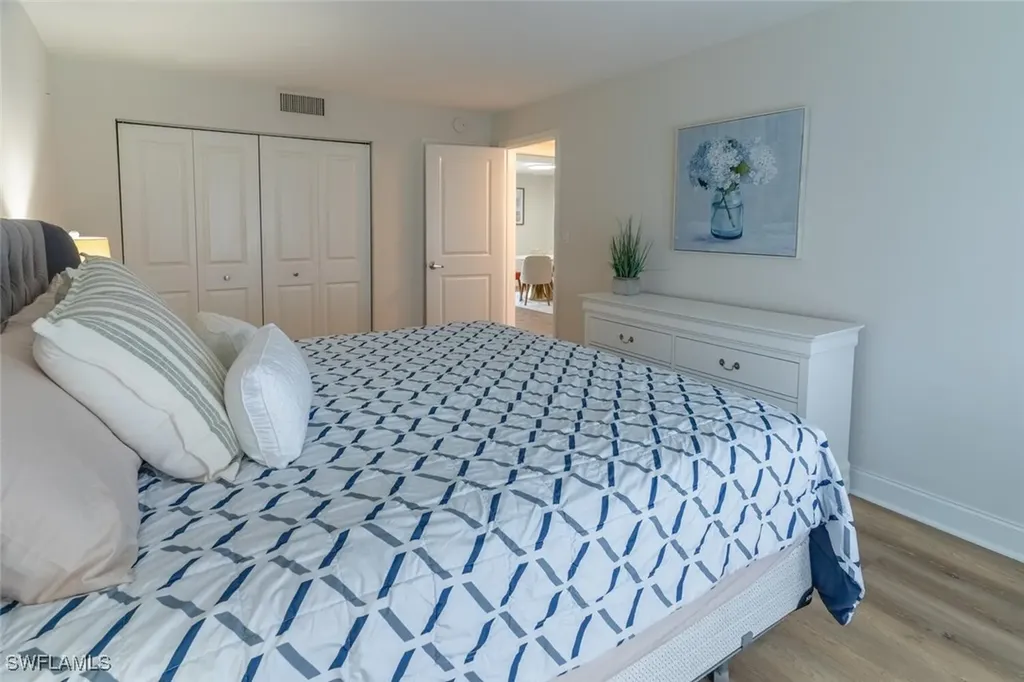 96 Glades Boulevard Naples FL 34112