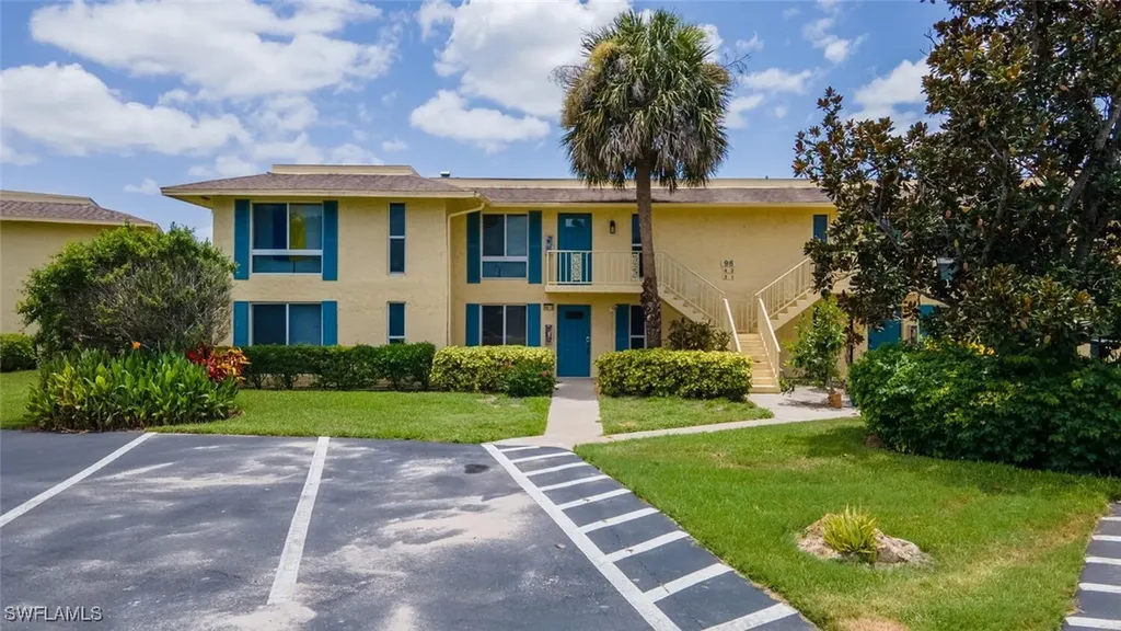 96 Glades Boulevard Naples FL 34112
