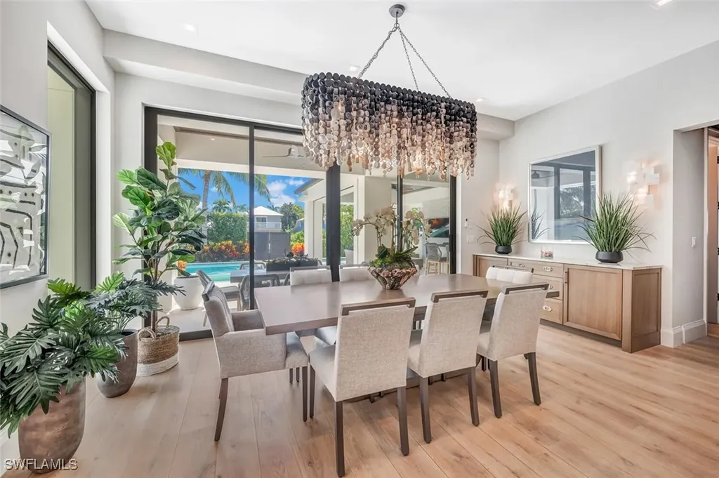 556 17th Avenue S Naples FL 34102