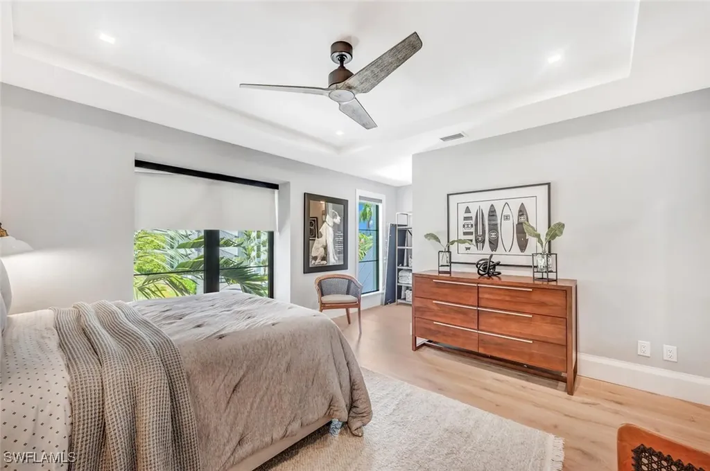 556 17th Avenue S Naples FL 34102