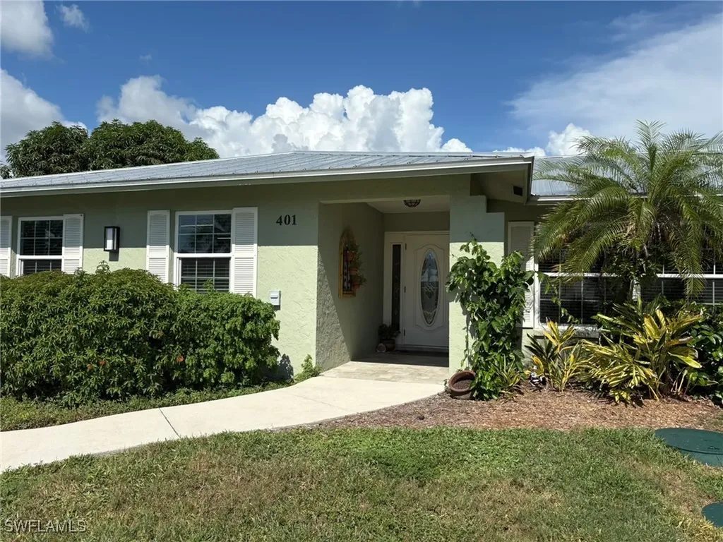 401 Panay Avenue Naples FL 34113