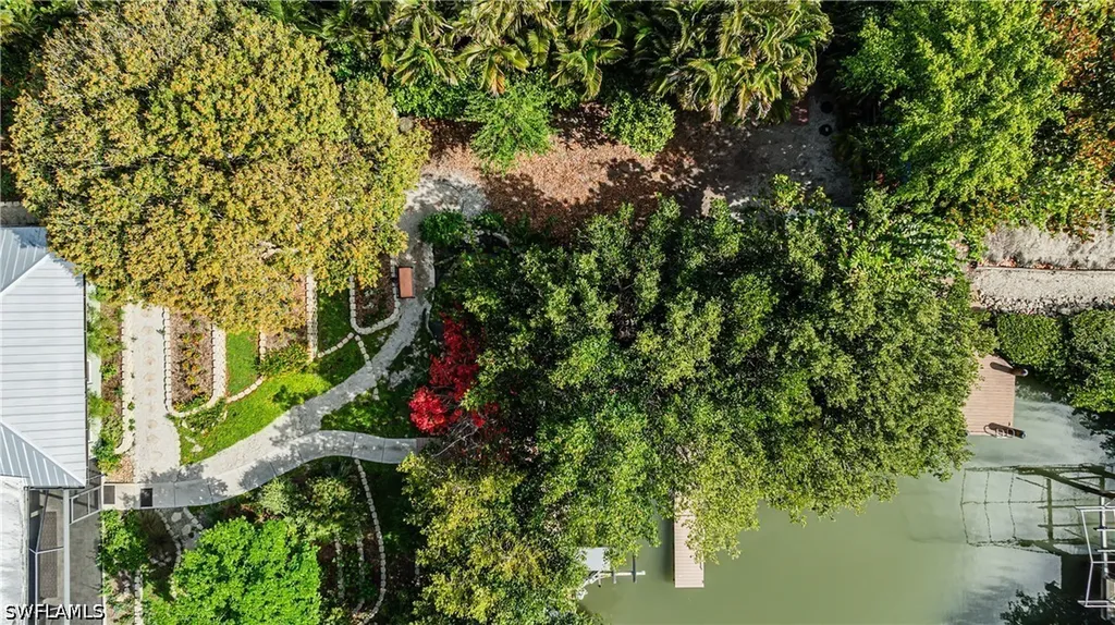 401 Panay Avenue Naples FL 34113