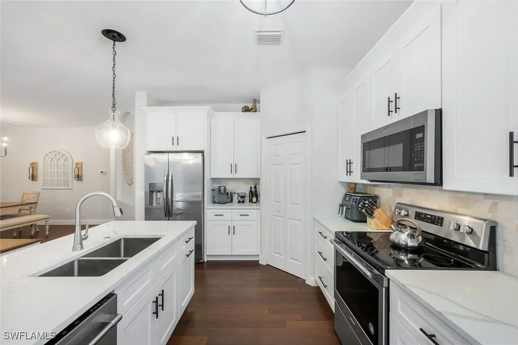 9764 Mendocino Drive Fort Myers FL 33919