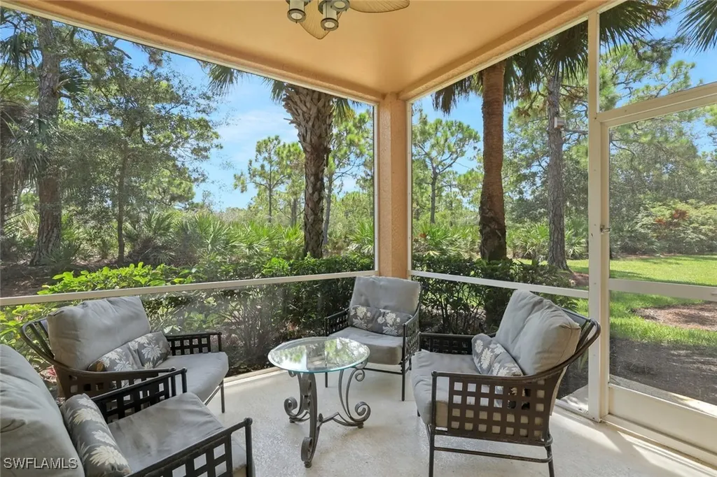 Bonita Springs FL, 28101 Mandolin Court, Unit 114