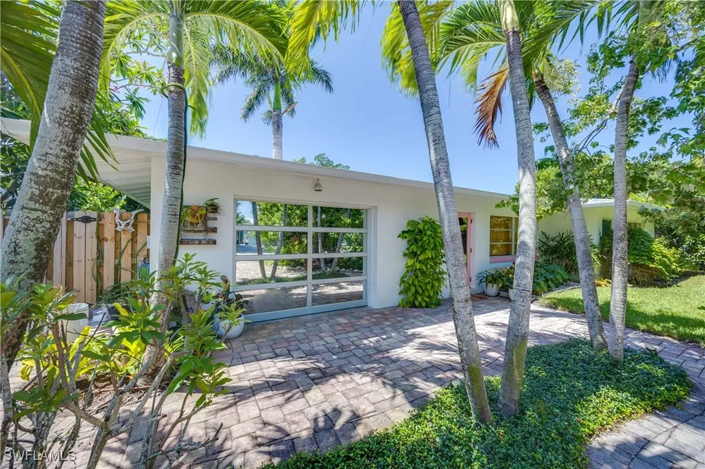 1304 Milano Drive Naples FL 34103