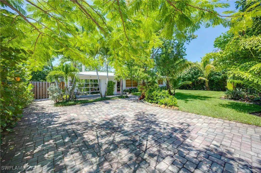 1304 Milano Drive Naples FL 34103