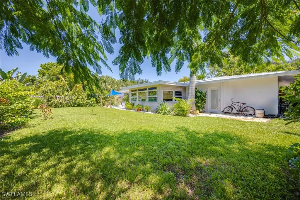 1304 Milano Drive Naples FL 34103
