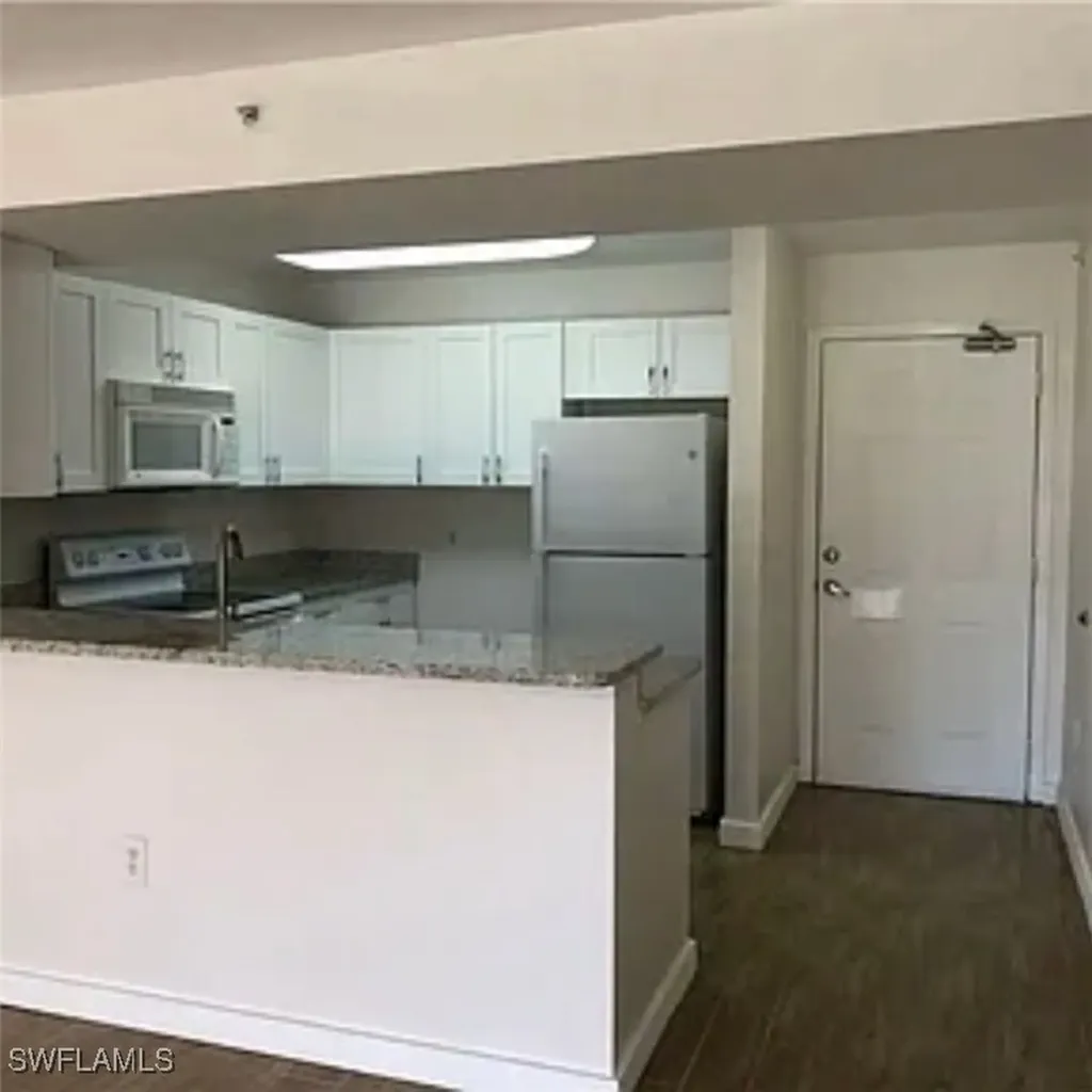 8304 Key Royal Circle Naples FL 34119