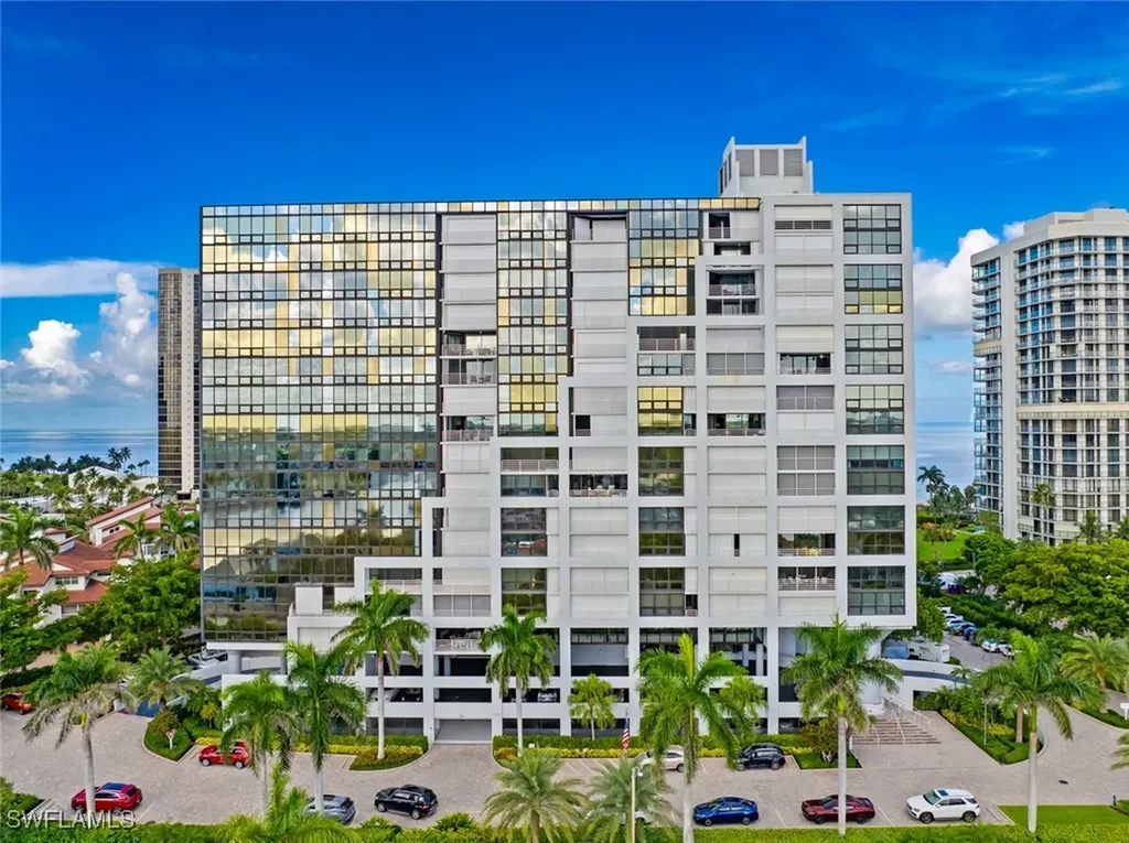 4751 Gulf Shore Boulevard N Naples FL 34103