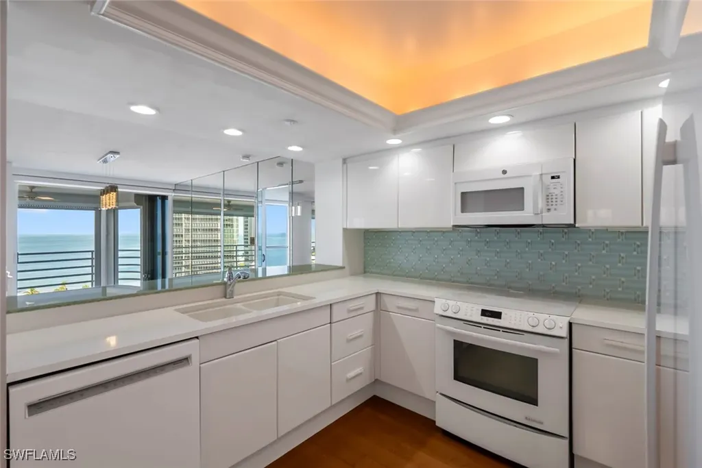 4751 Gulf Shore Boulevard N Naples FL 34103