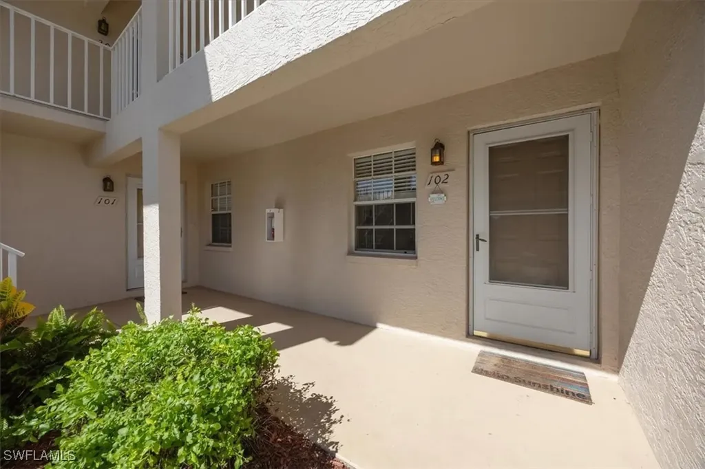 338 Bradstrom Circle Naples FL 34113