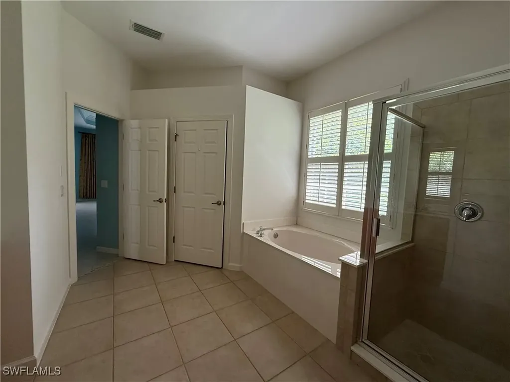 15818 Delaplata Lane Naples FL 34110