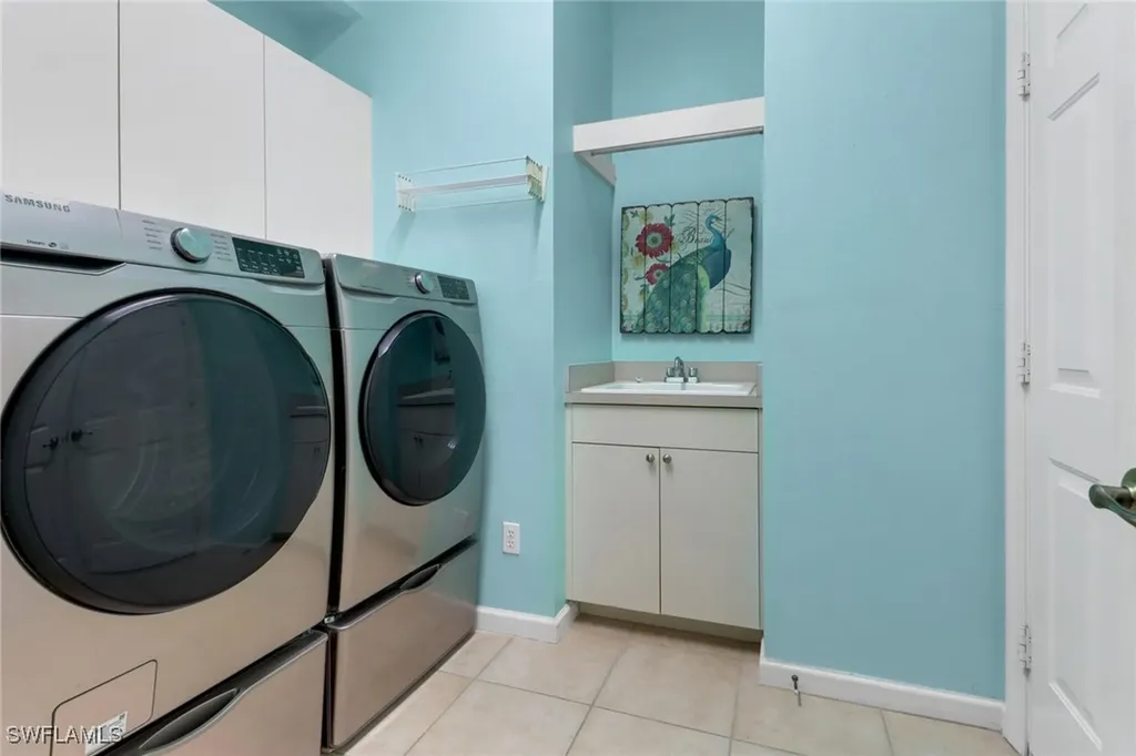 15818 Delaplata Lane Naples FL 34110