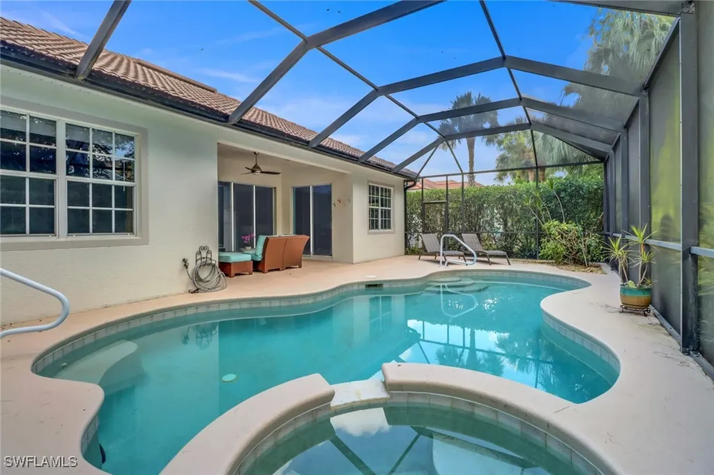 15818 Delaplata Lane Naples FL 34110