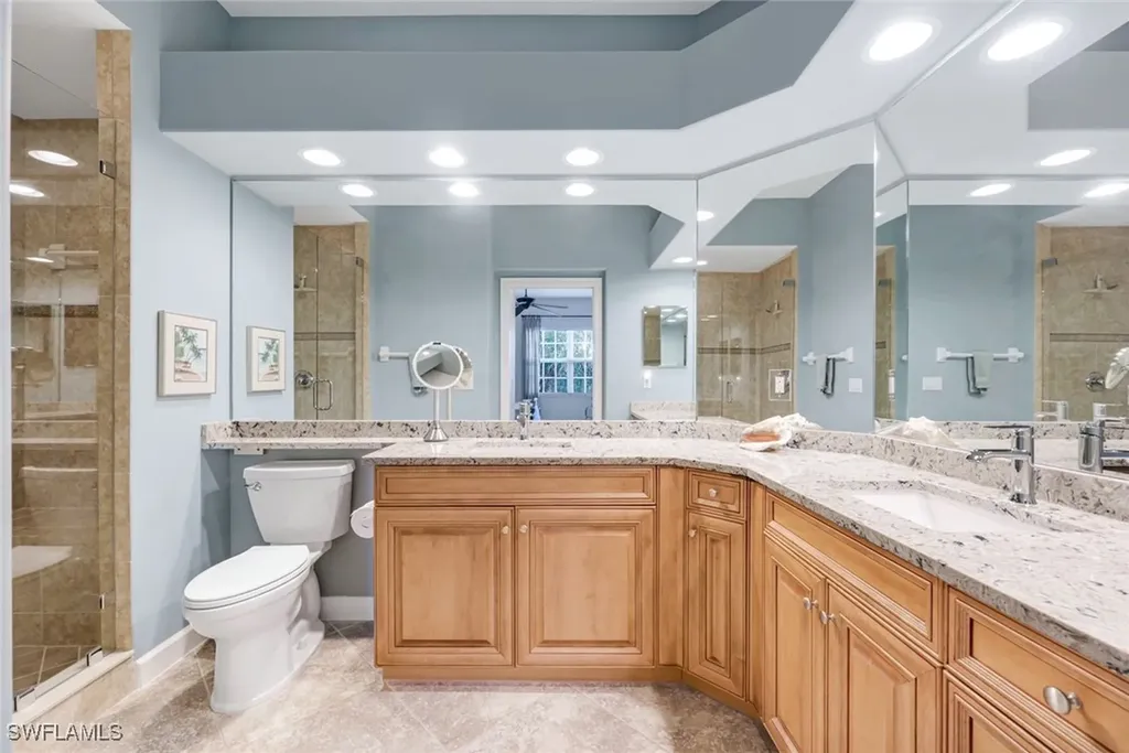 8721 Piazza Del Lago Circle Estero FL 33928
