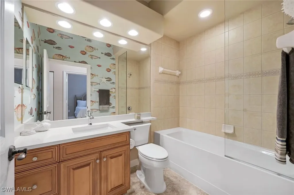 8721 Piazza Del Lago Circle Estero FL 33928