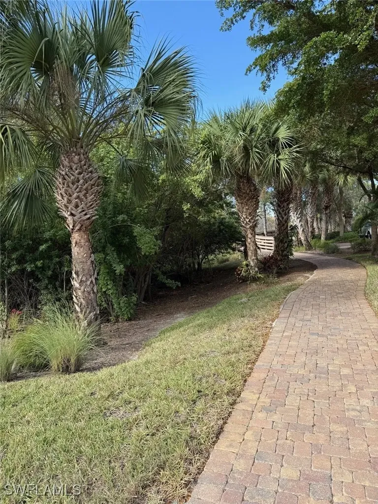 8721 Piazza Del Lago Circle Estero FL 33928