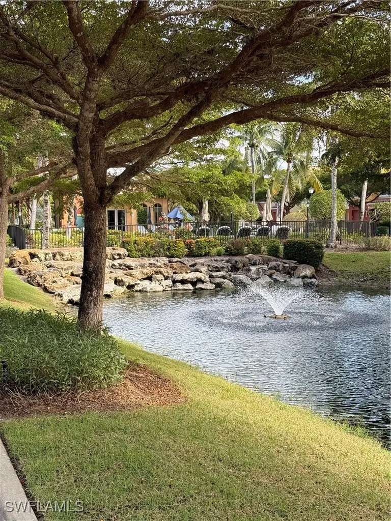 8721 Piazza Del Lago Circle Estero FL 33928