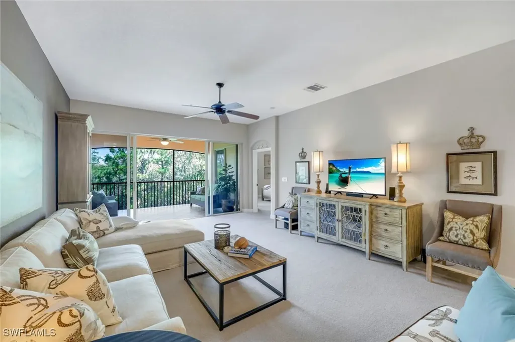 8721 Piazza Del Lago Circle Estero FL 33928