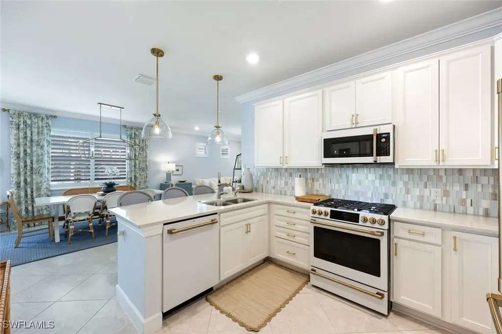 10763 Manatee Key Lane Estero FL 33928
