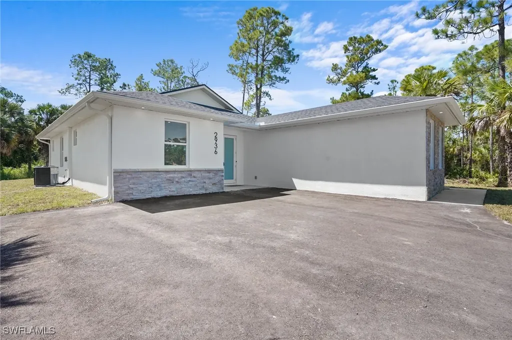 2936 40th Avenue SE Naples FL 34117