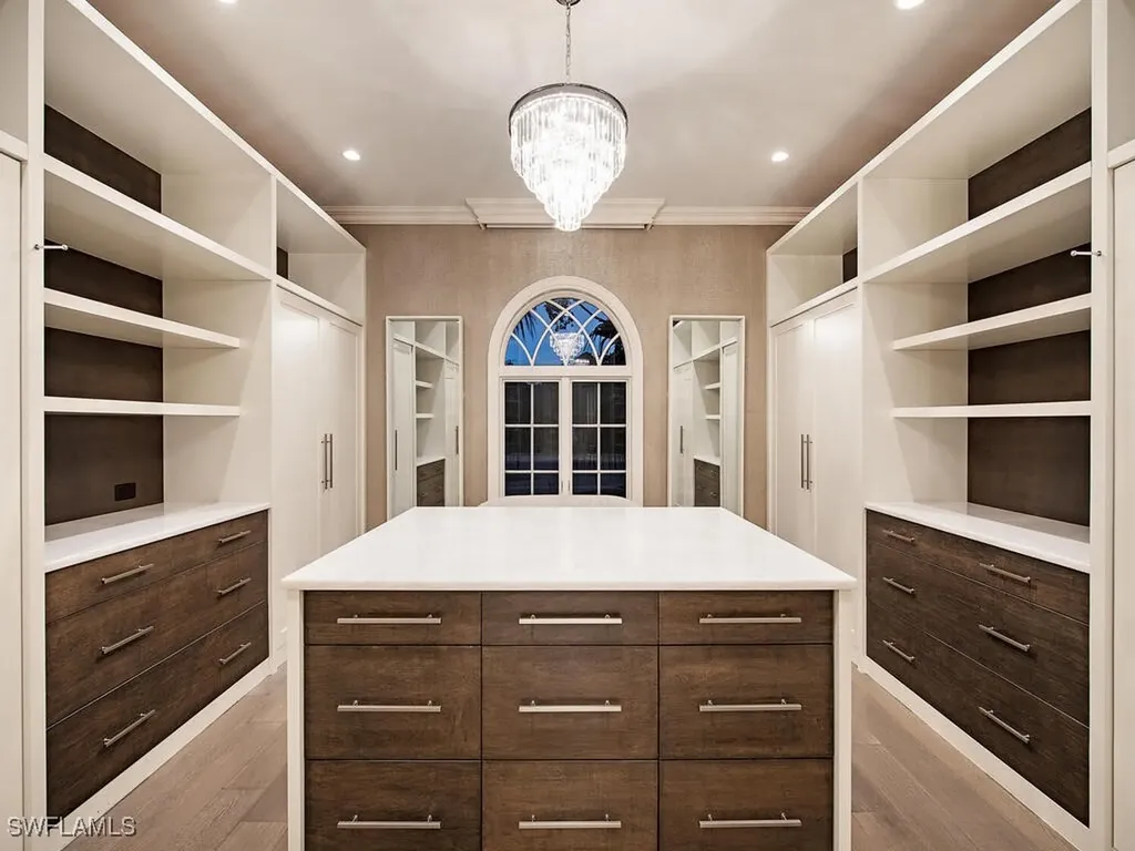 740 Banyan Boulevard Naples FL 34102