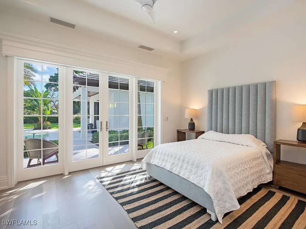 740 Banyan Boulevard Naples FL 34102