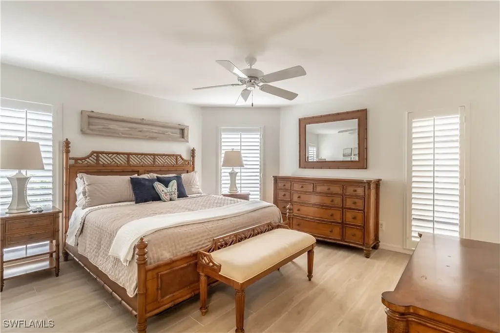 651 10th Avenue S Naples FL 34102
