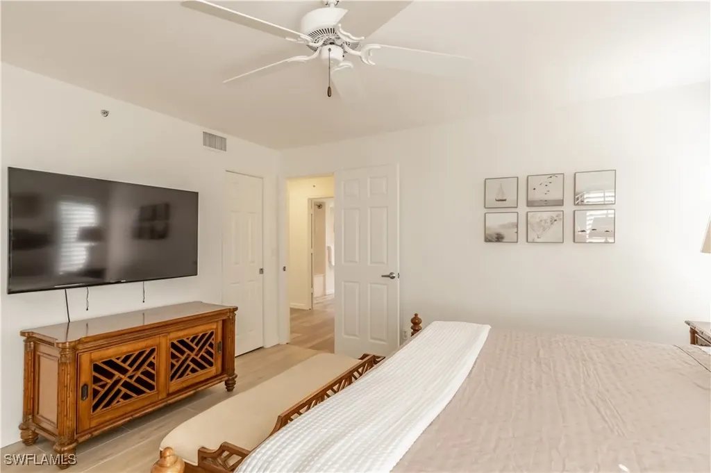 651 10th Avenue S Naples FL 34102