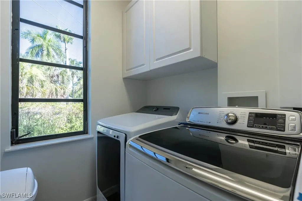 651 10th Avenue S Naples FL 34102