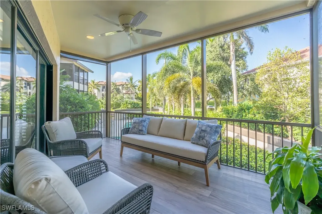 651 10th Avenue S Naples FL 34102