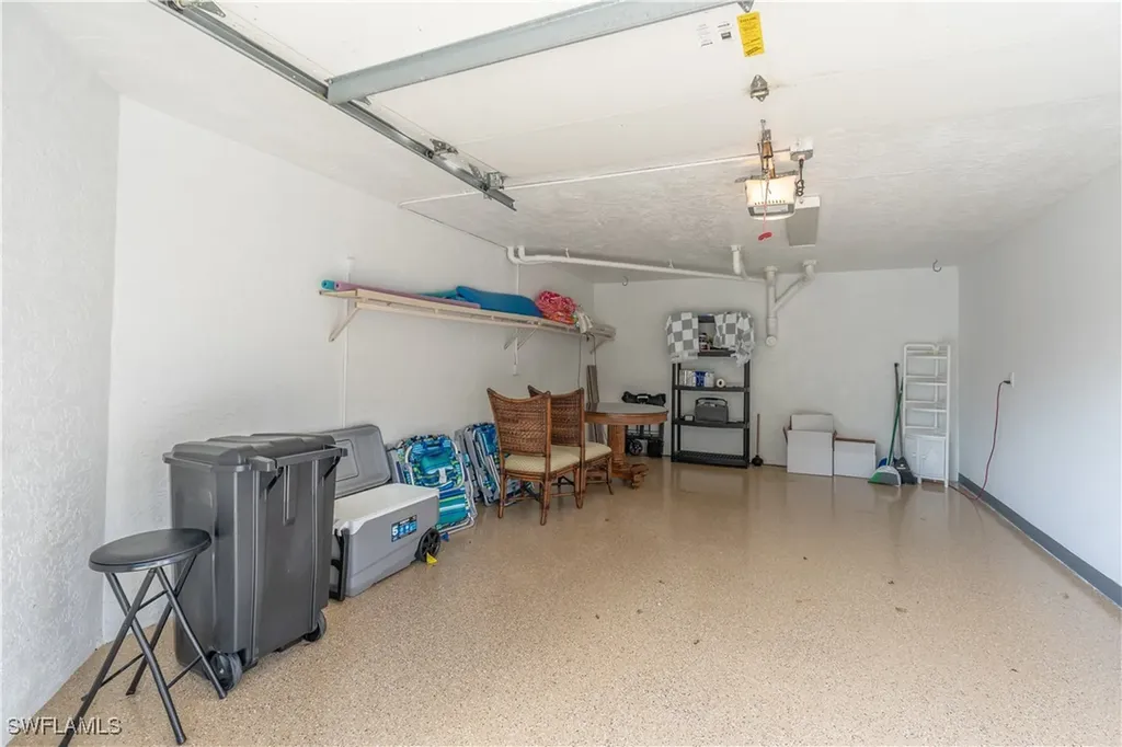 651 10th Avenue S Naples FL 34102