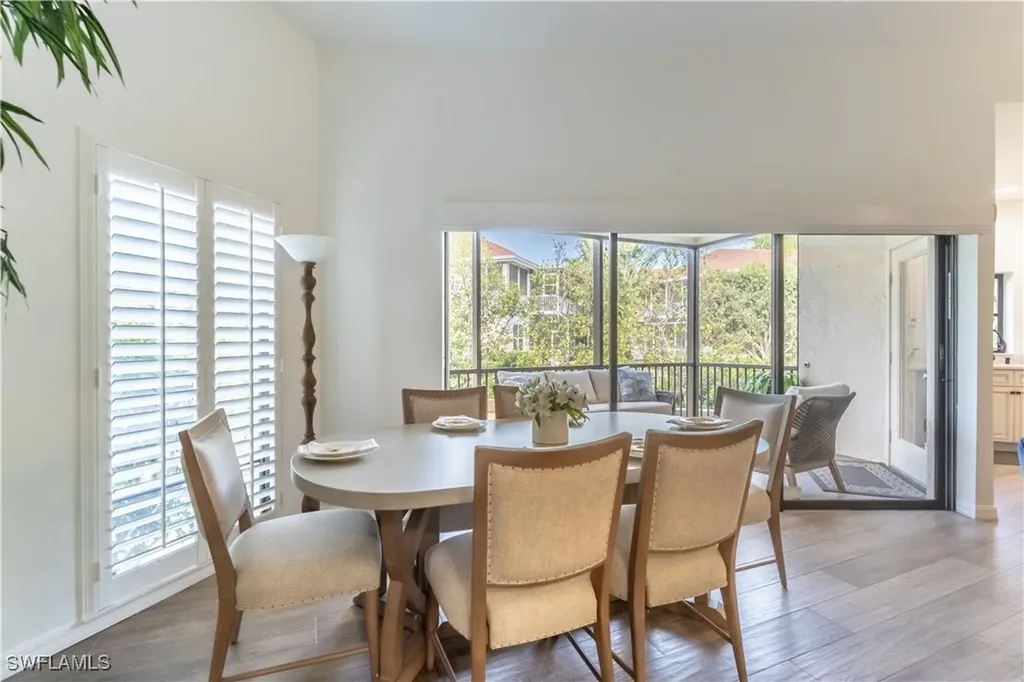 651 10th Avenue S Naples FL 34102