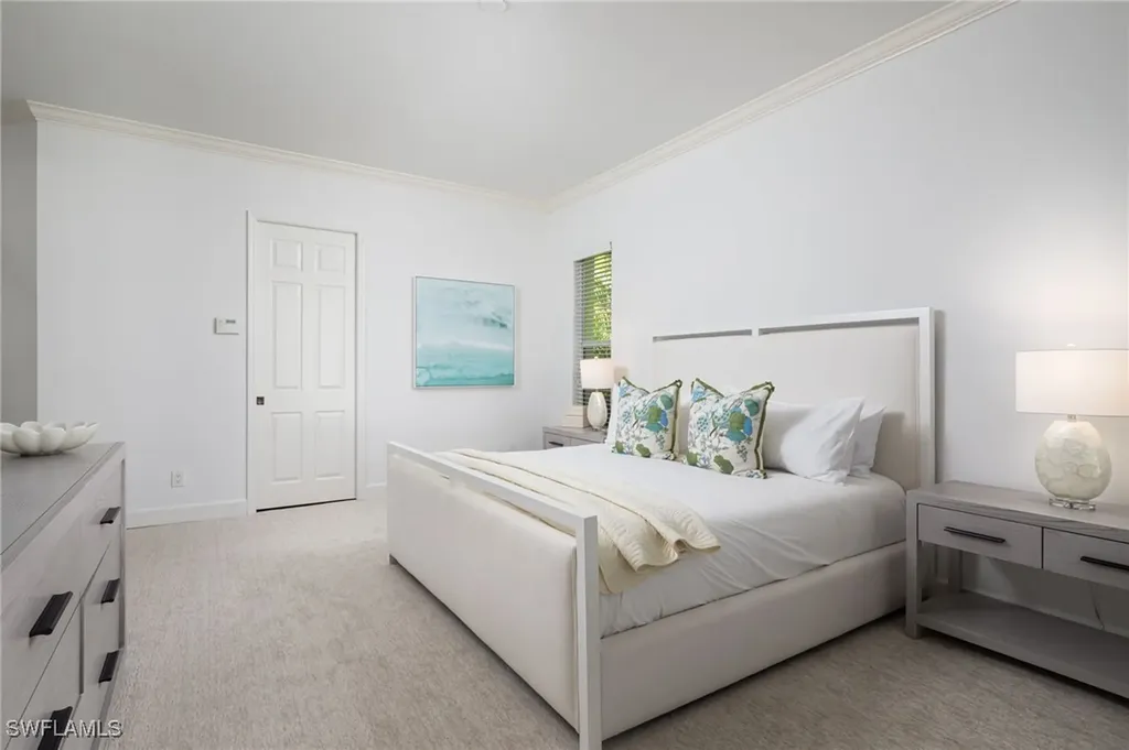 155 1st Avenue S Naples FL 34102