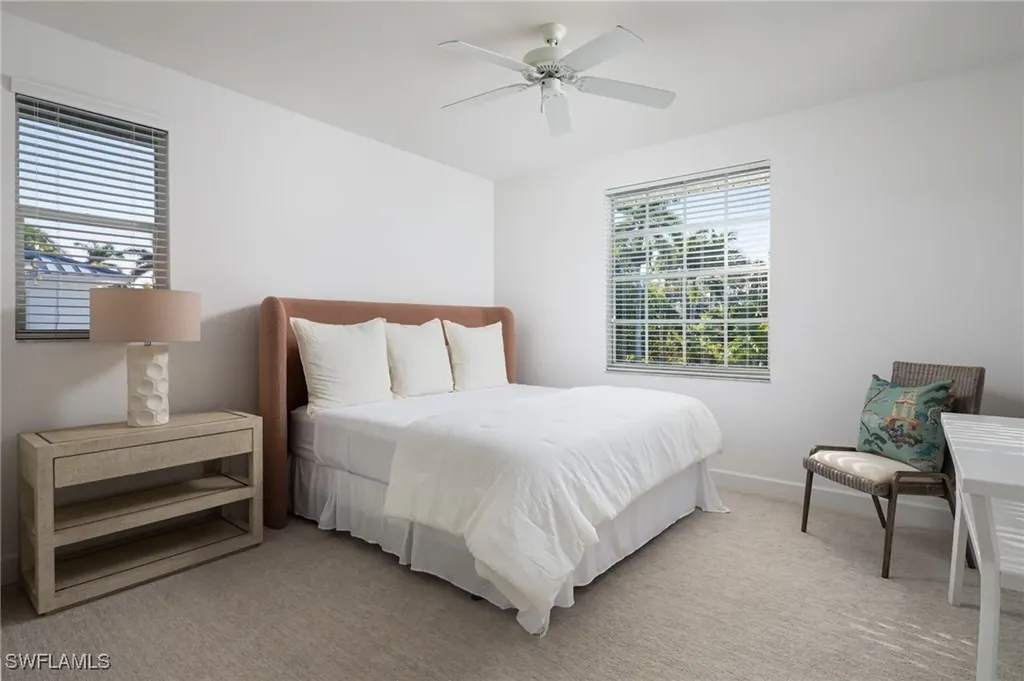 155 1st Avenue S Naples FL 34102
