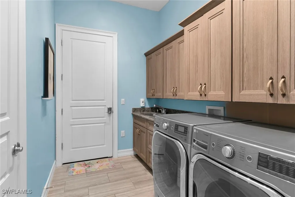 9369 Campanile Circle Naples FL 34114