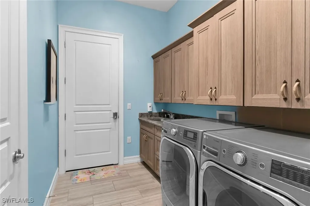 9369 Campanile Circle Naples FL 34114