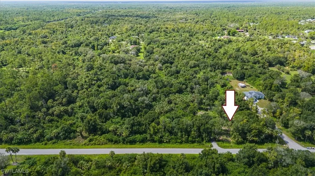32ND Avenue SE Naples FL 34117