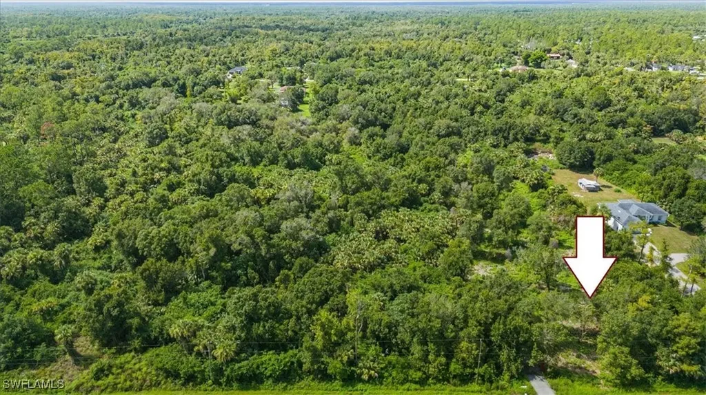 32ND Avenue SE Naples FL 34117