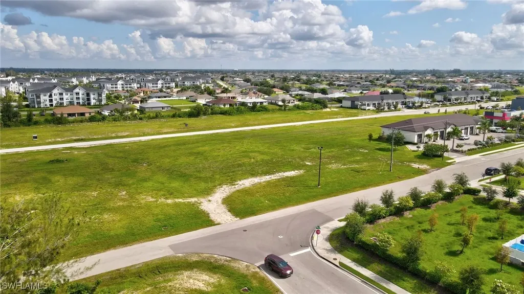 1429 Ceitus Terrace Cape Coral FL 33991