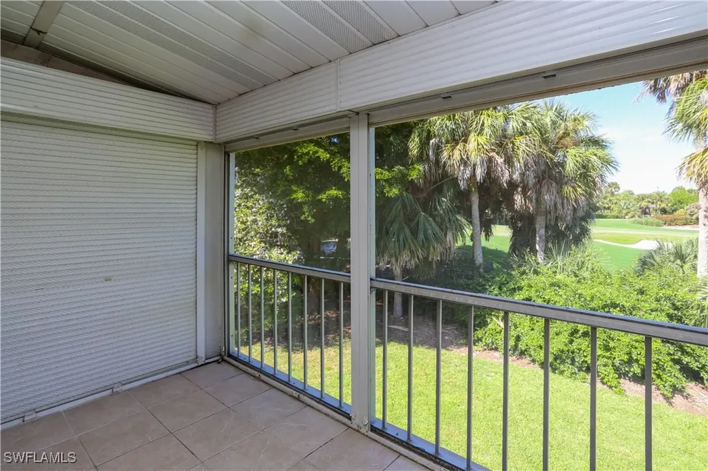 221 Cypress Way E Naples FL 34110