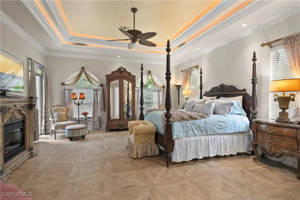 649 Bow Line Drive Naples FL 34103