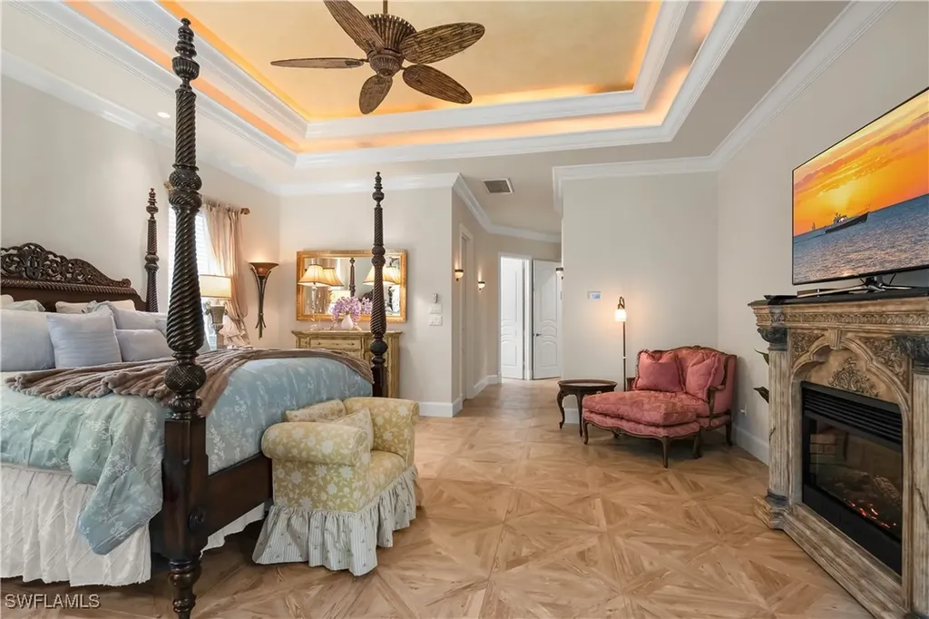649 Bow Line Drive Naples FL 34103