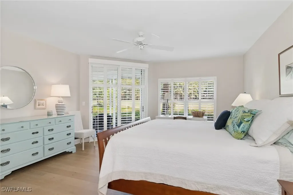 400 Wyndemere Way Naples FL 34105