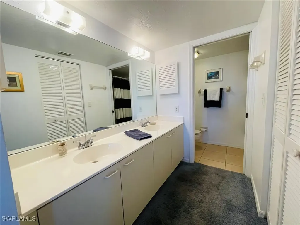 4410 Chantelle Drive Naples FL 34112