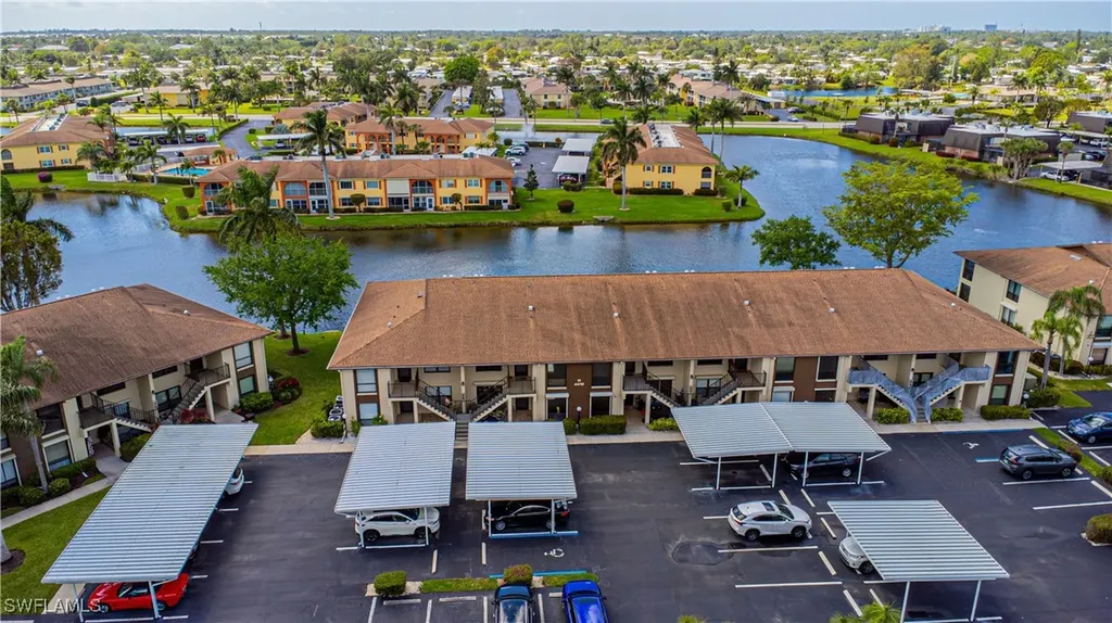 4410 Chantelle Drive Naples FL 34112