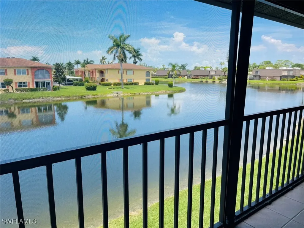 4410 Chantelle Drive Naples FL 34112