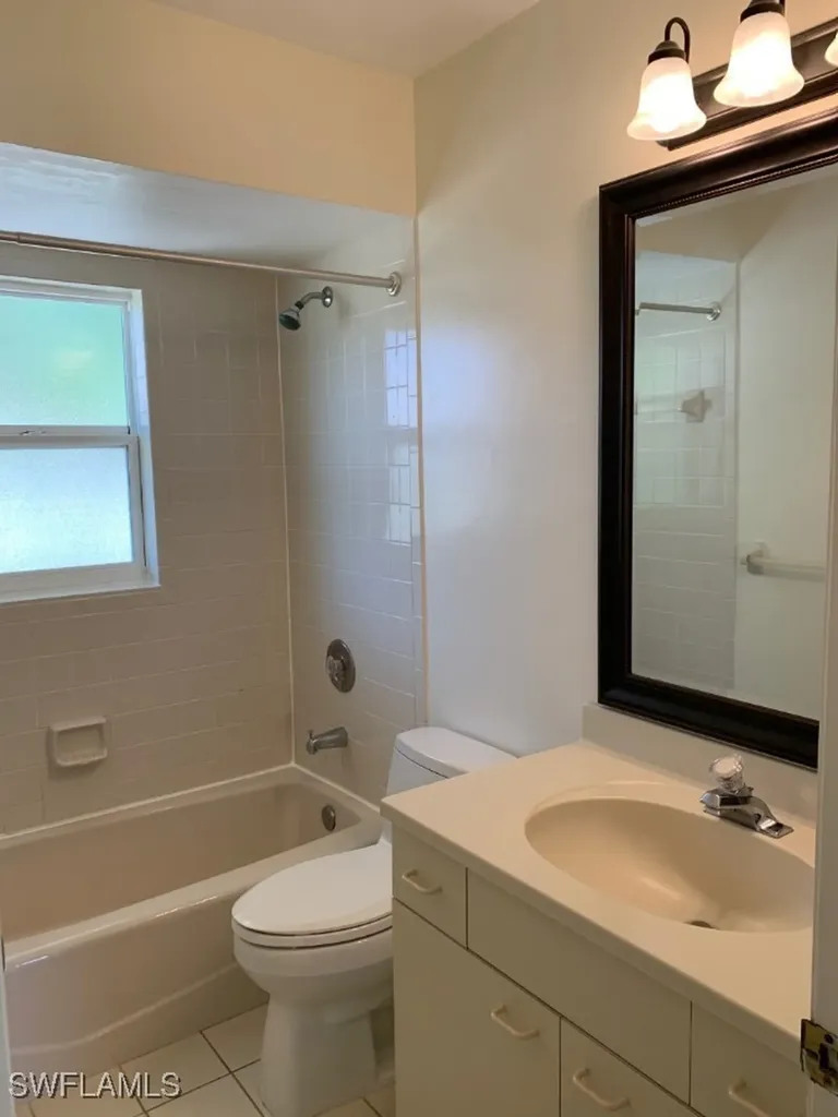 595 101st Avenue N Naples FL 34108