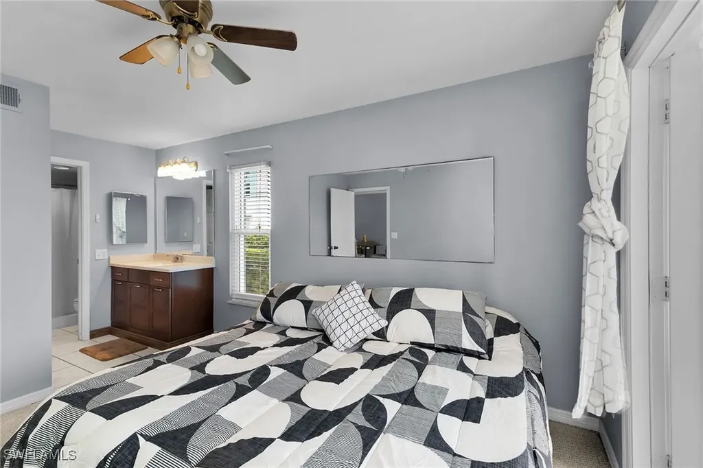 1385 Mainsail Drive Naples FL 34114